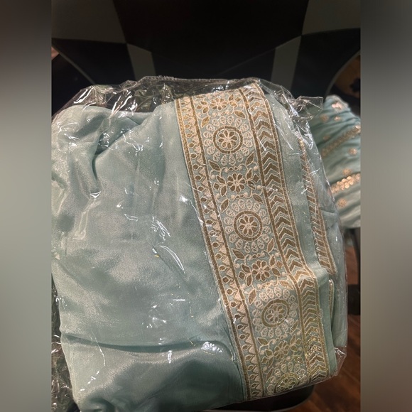 Blue Lengha - Picture 3 of 3